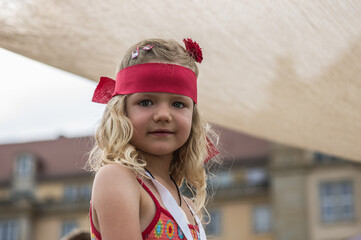 Mädchen auf dem Spielplatz