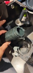 Defekte Kaffeemaschine Vollautomat, broken part of a coffee machine, reparatur, Riss, Schlauch gerissen, Rohr gerissen