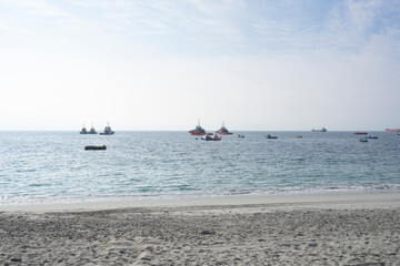Barcos en el mar de de Chile / Ships in the sea of Chile