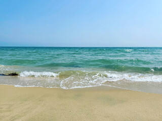 Fototapeta na wymiar Beautiful blue sky and sea of Haeundae Beach.