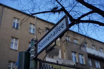 Fototapeten Straßenschild "Sonnenallee" in Berlin © Achim Wagner