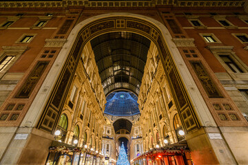 Luci e alberi di Natale 2022, Milano Piazza Duomo e Galleria
