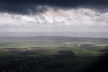 vue aérienne d'un ciel chargé à Mézières-sur-Seine dans les Yvelines en France