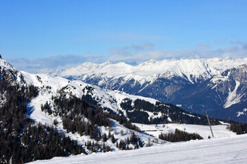 Fototapeta na wymiar Winter landscape at early morning in ski resort Nassfeld, Austria. Europe.