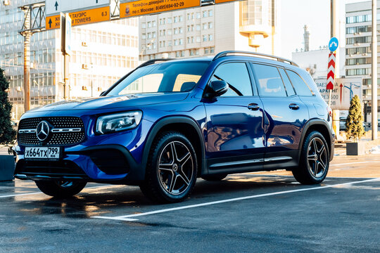 car Mercedes-Benz GLB 200 is compact SUV produced by Mercedes