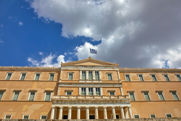 Fototapeta na wymiar Greek Parliament building in Syntagma Square, Athens, Greece