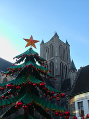 Fototapeta premium Gand, December 2022: Visit the beautiful city of Gand in Belgium during the festive season 