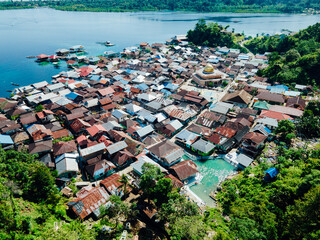 	
village on the coast, sawai maluku tengah