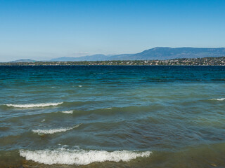 vue sur le lac de Genève depuis Chambésy