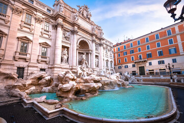 Fototapeta na wymiar Majestic Trevi fountain in Rome street view