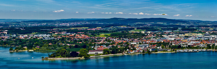 Fototapeta na wymiar Friedrichshafen am Bodensee in Deutschland