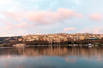 Obraz premium Istanbul Golden Horn VIew at sunrise time in the morning