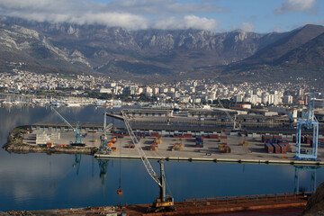 Obraz premium View from a height of the port.