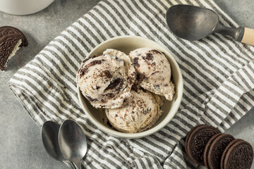 Homemade Cookies and Cream Icecream
