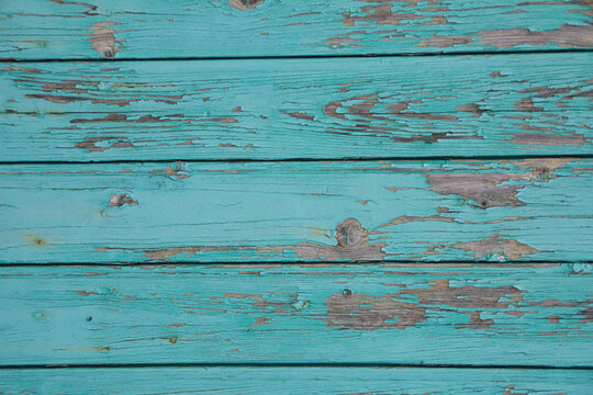 Planches de bois avec peinture verte &eacute;caill&eacute;e