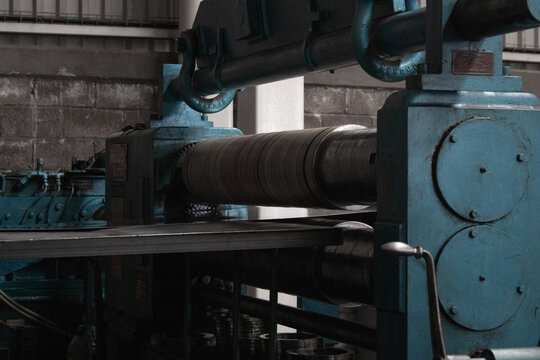maquinaria fabrica industrial acero 