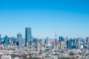 日本の首都東京都の東京タワーと街並み