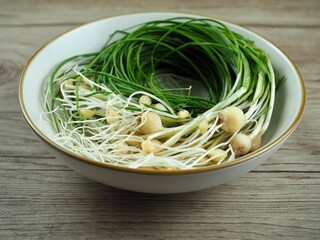 한국의 음식재료 달래, 봄 나물
