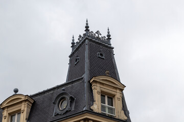 Obraz premium facade of an building with windows