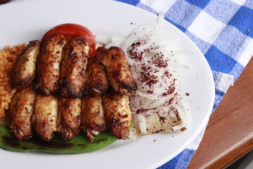 chicken wings with vegetables
