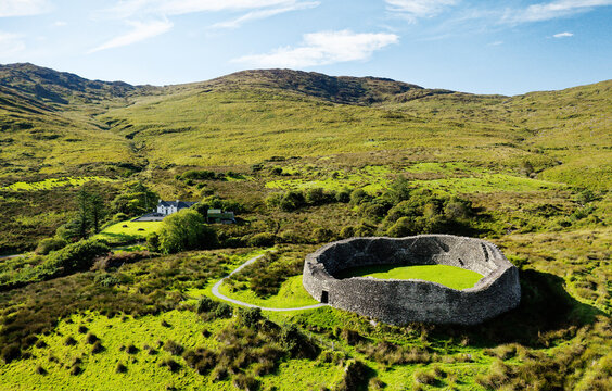 Staigue Fort near Sneem on Iveragh peninsula Co. Kerry, Ireland. Large prehistoric late Iron Age dry stone ringfort or cashel. Dates from 300 &ndash; 400 AD
