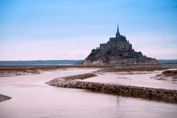 Fototapeta na wymiar beautiful famous castle Mont-Saint-Michel