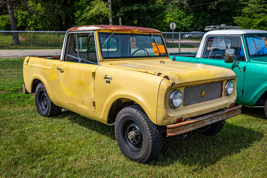 1961 International Harvester Scout 80 Pickup