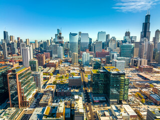 Fototapeta premium Aerial View of Downtown Chicago - High rise buildings - skyscrapers - River views