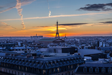 Obraz premium Sonnenuntergang in Paris