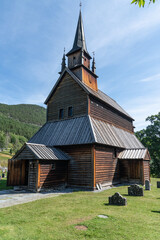 Stabkirche aus dem 12. Jahrhundert in Kaupanger, Norwegen