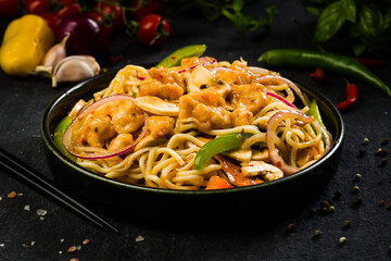 Wok noodles