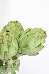 Obraz premium artichokes on a white background