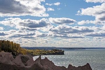 Chimney Bluffs State Park