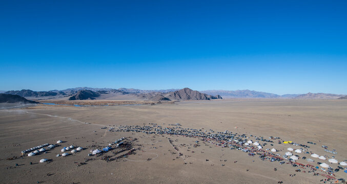 Gathering on people during&Acirc;&nbsp;Golden Eagle Festival, Olgiy, Bayan-Olgiy, Mongolia