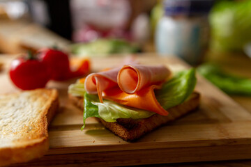 a sandwich for a morning breakfast at home and at work