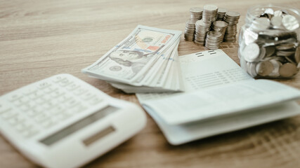 Obraz premium Close up of money stack coins and Dollar banknotes Saving money financial banking concept