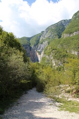 Fototapeta na wymiar Soča Tal Slowenien, Road Trip, Camping, Wandern, Travelling