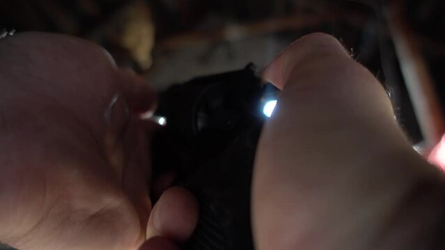 One cartridge in the drum of a revolver