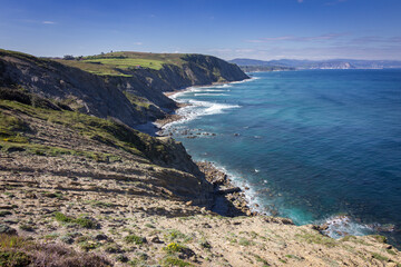 Fototapeta na wymiar Coastal view near Barrika in the Basque Country (Spain)