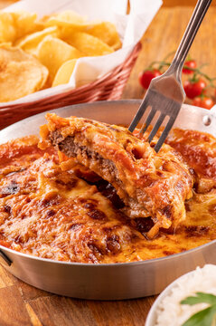 parmegiana molho de tomate fil&eacute; mignon suculento cremoso fatiado bife quente