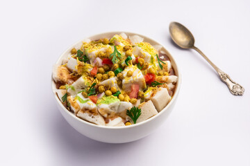 Idli Chaat is a tasty Indian recipe made using leftover idlis