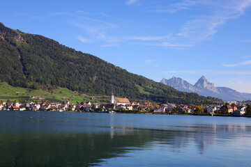 Fototapeta na wymiar Viewon the Lake Sarnen which is a lake in the Swiss canton of Obwalden