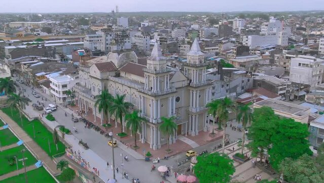 Vista aerea catedral catolica san francisco de asis quibdo choco colombia