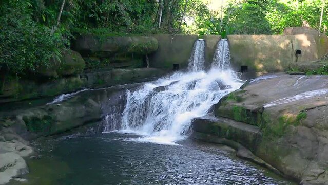 cascada doble escondida en lugar magico sal de frutas tutunendo