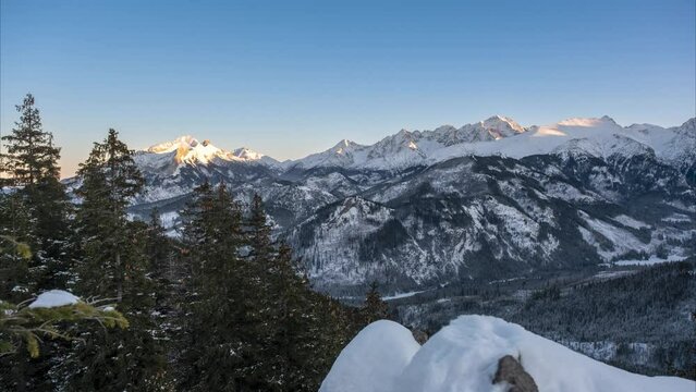 Tatry Zima Widok z Gęsiej Szyji na Tatry Wysokie