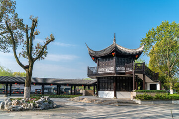 Naklejka premium Ancient architectural landscape of Nanhu Park, Jiangsu