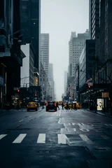 Fototapete New York TAXI Foggy street scene in New York City