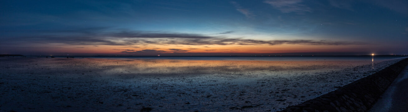 sunset over the wadden sea © Floris