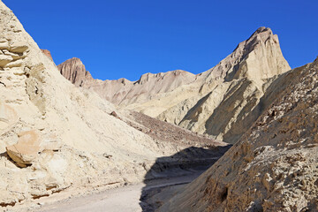 Trail to Manly Beacon - Death Vally - California