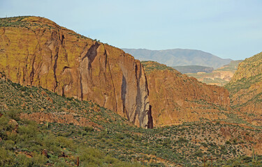 Cliffs on Canyon Lake - Arizona